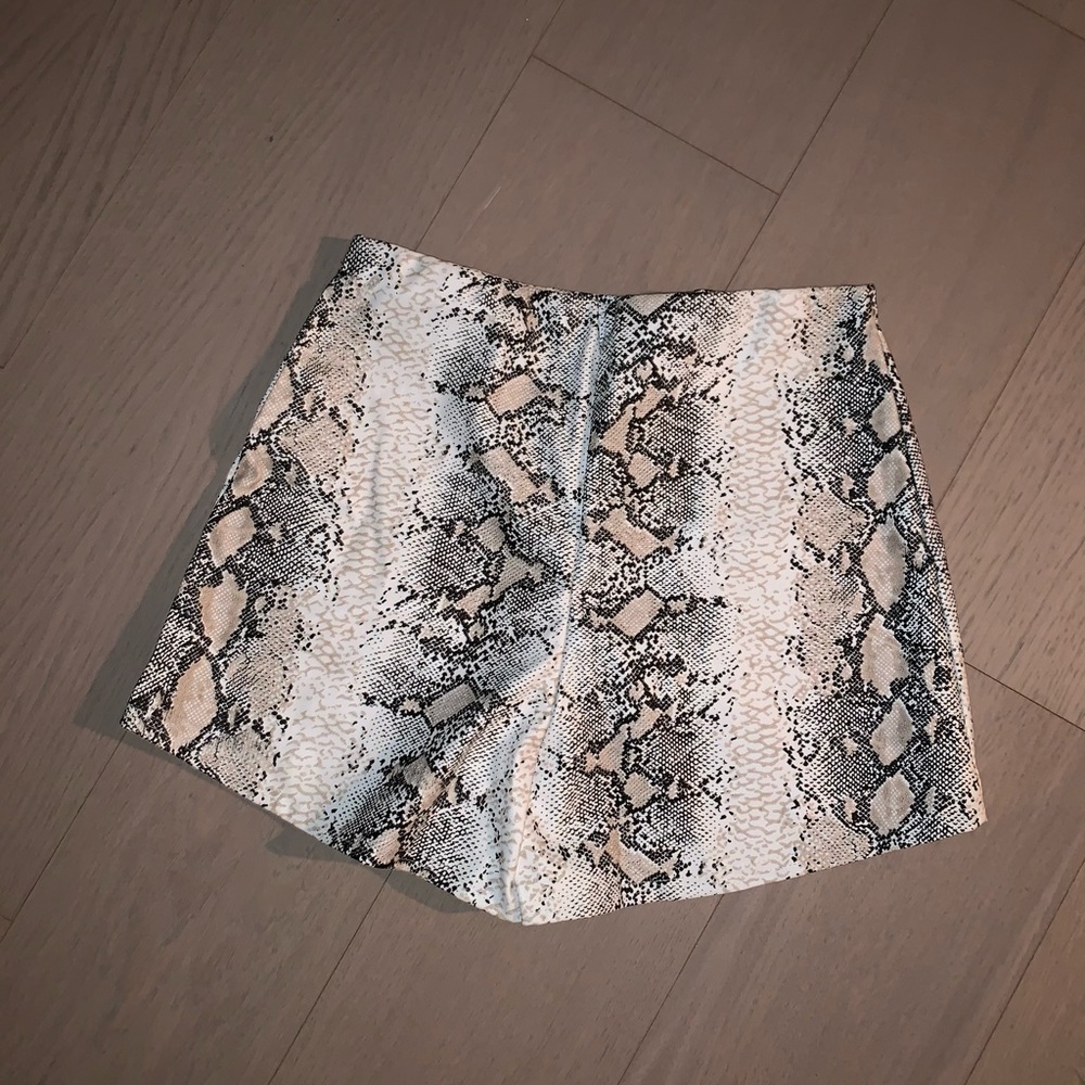 PrettyLittleThing Snakeskin Vinyl Shorts - Size 8